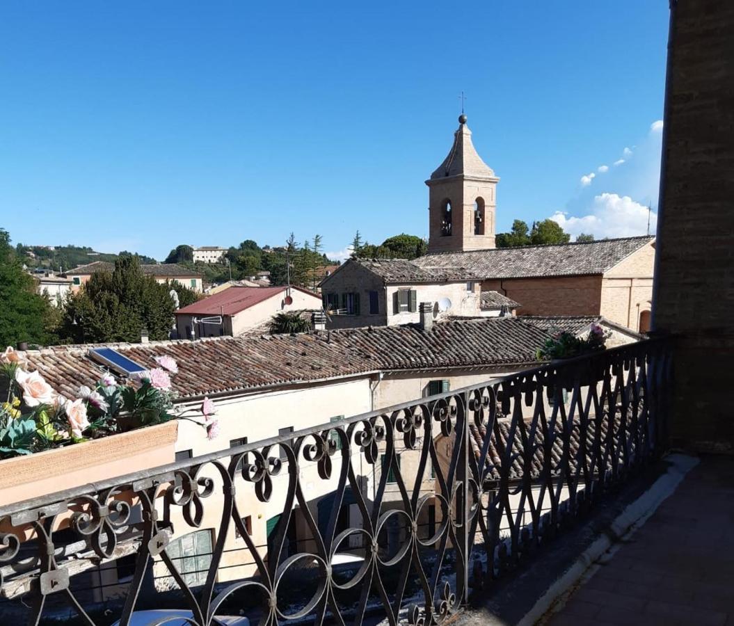 Palazzo Tuemi Daire Castelplanio Dış mekan fotoğraf